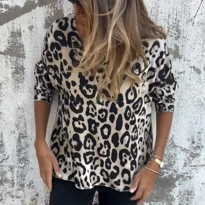 Lyka | Sleek Leopard Top